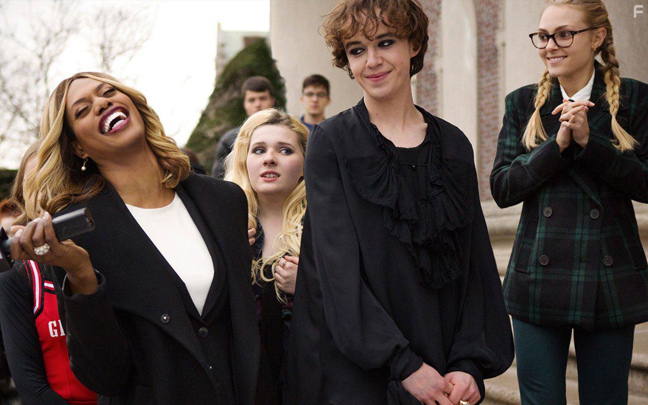 Abigail Breslin, Laverne Cox, AnnaSophia Robb, and Alex Lawther in Freak Show (2017)