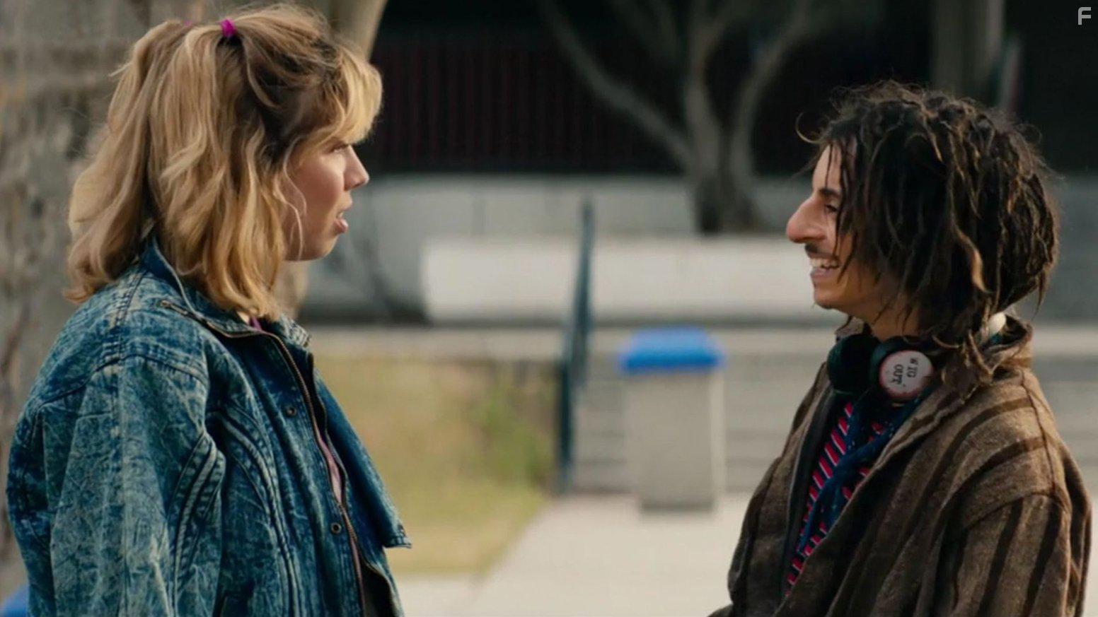 Jennette McCurdy and Moises Arias in Little Bitches (2018)