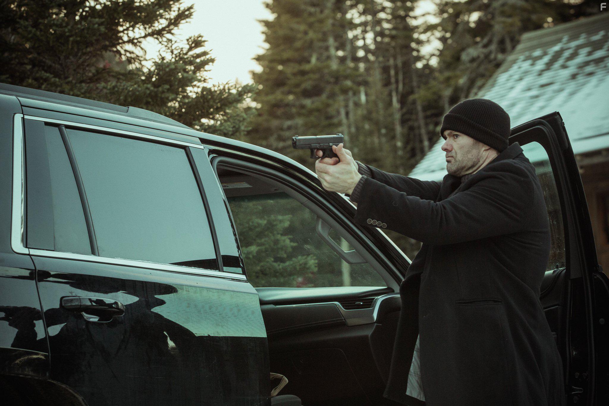 Garret Dillahunt in Braven (2018)