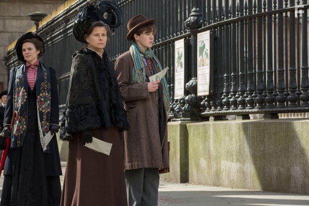 Tracey Ullman, Hayley Atwell, and Alex Lawther in Howards End (2017)