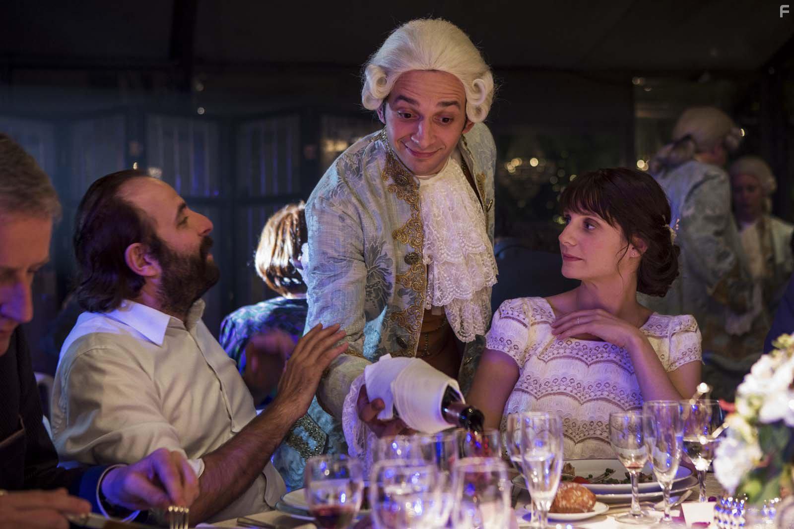 Vincent Macaigne, Judith Chemla, and William Lebghil in Le sens de la fte (2017)