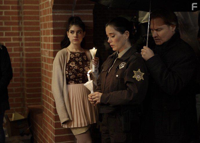 Marguerite Moreau, Ashley Wood, and Mary Katherine Duhon in Overexposed (2018)