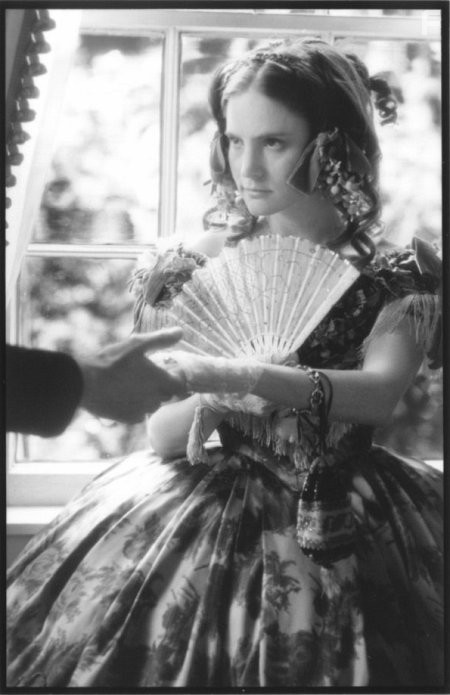 Jennifer Jason Leigh in Площадь Вашингтона (1997)