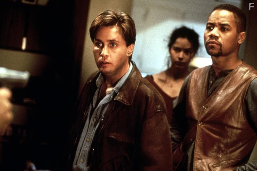 Emilio Estevez, Cuba Gooding Jr., and Angela Alvarado in Ночь страшного суда (1993)