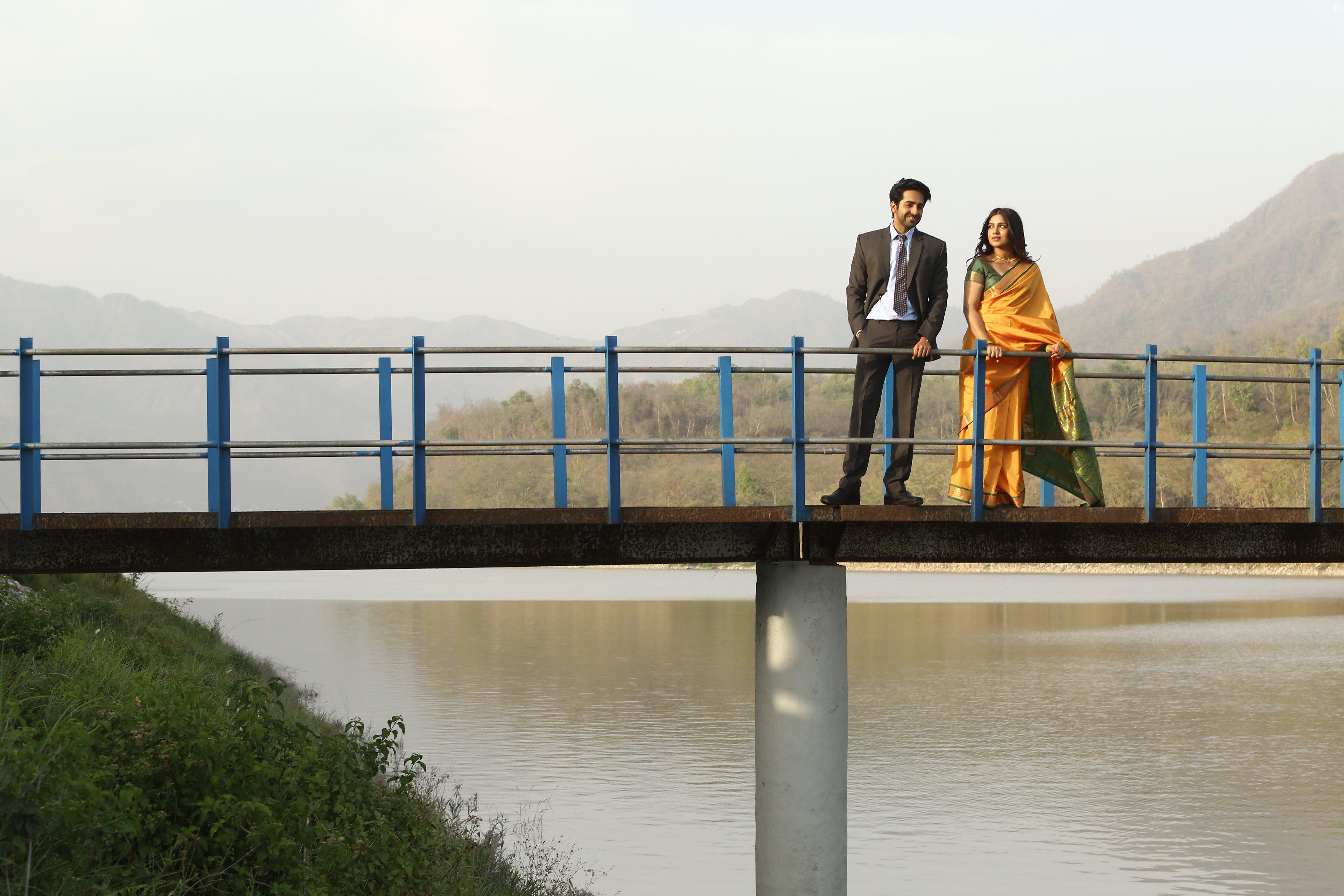 Ayushmann Khurrana and Bhumi Pednekar in Shubh Mangal Saavdhan (2017)