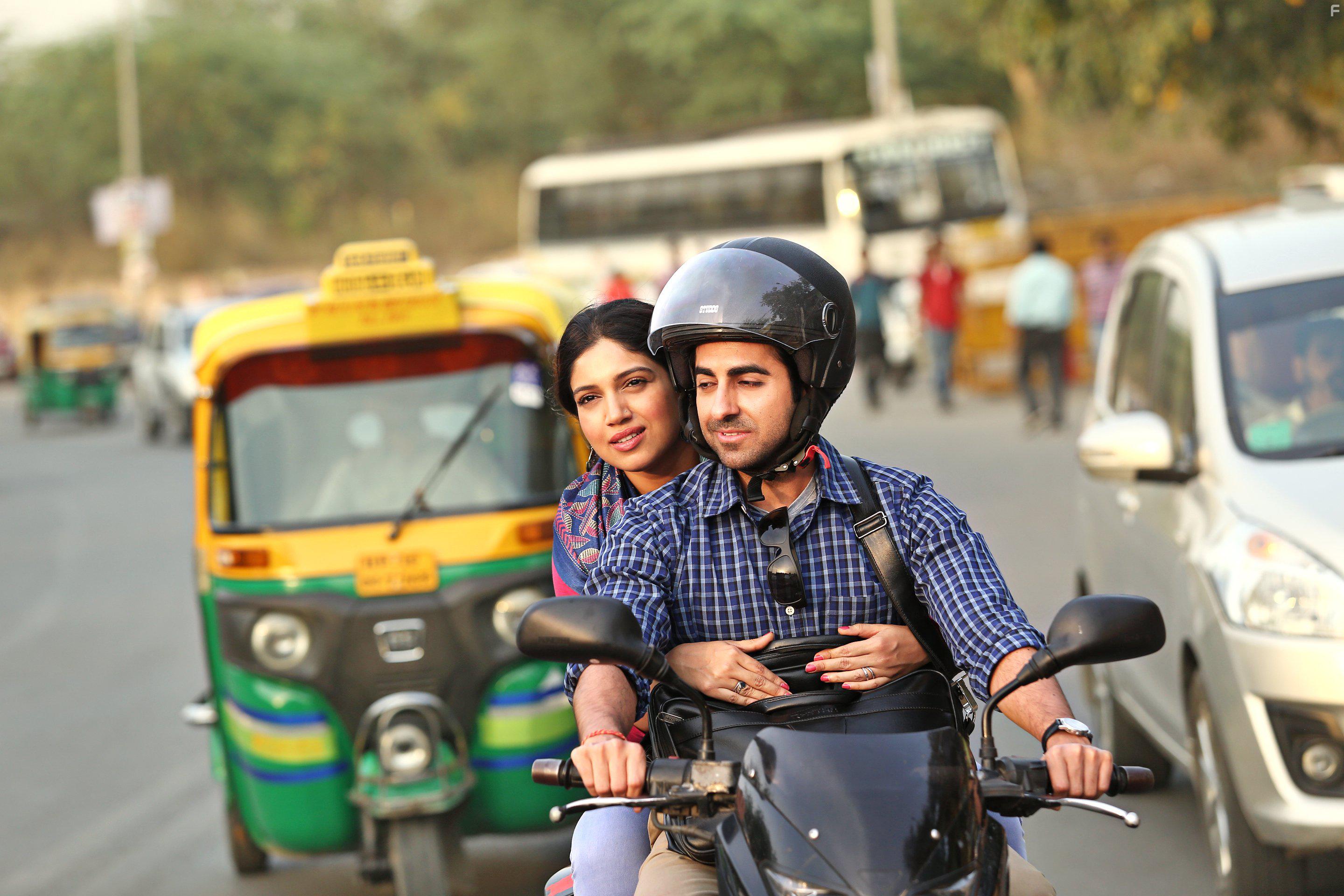Ayushmann Khurrana and Bhumi Pednekar in Shubh Mangal Saavdhan (2017)