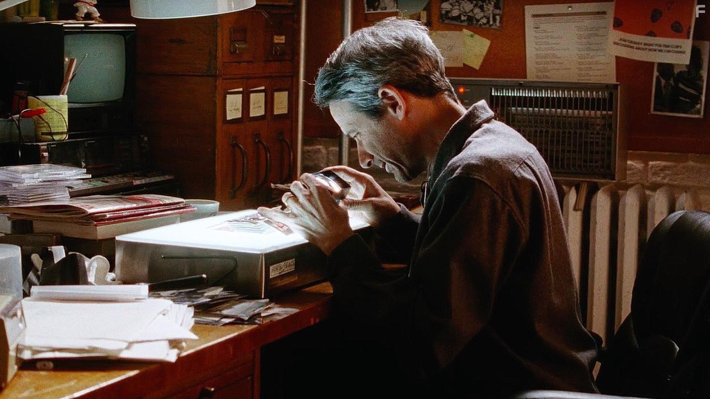 Adam Horovitz in Golden Exits (2017)