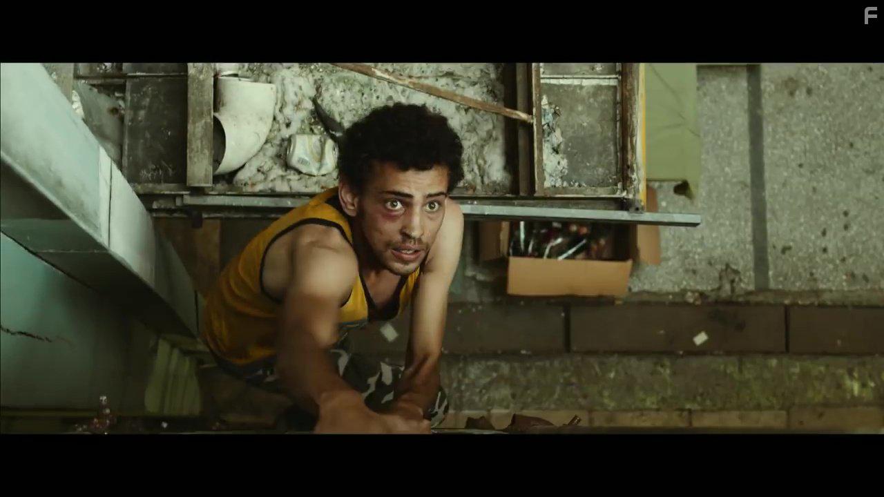 Tawfeek Barhom in Enas allos kosmos (2015)