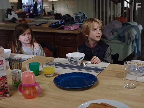 Mason Shea Joyce and Everleigh McDonell in Good Girls (2018)