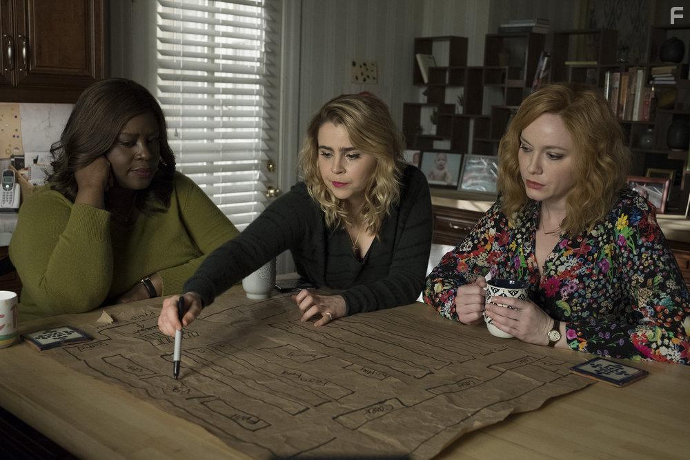 Christina Hendricks, Retta, and Mae Whitman in Good Girls (2018)
