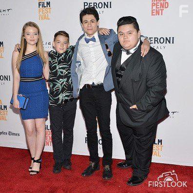 Jade Pettyjohn, Jovan Armand, Jonah Beres, and Diego Josef in Girl Flu. (2016)