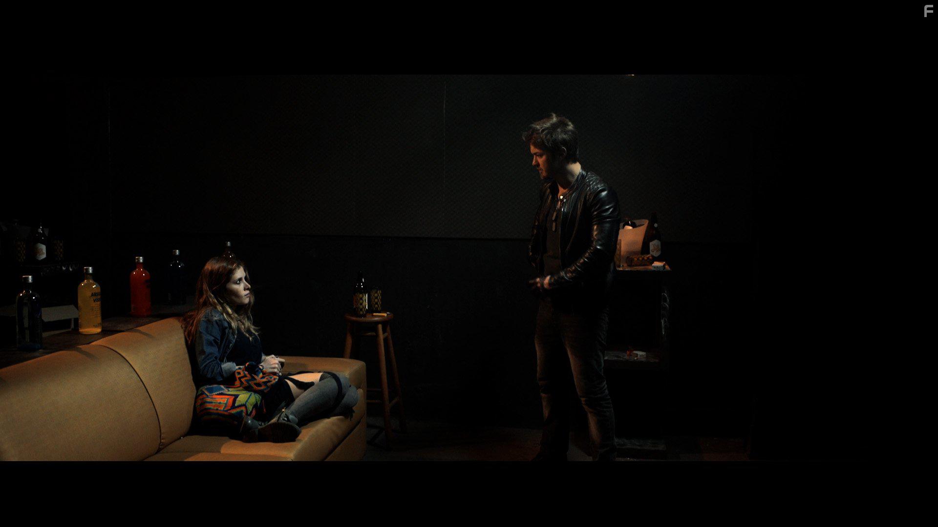 Emiliano Ruschel and Carla Elgert in Maverick: Manhunt Brazil (2016)