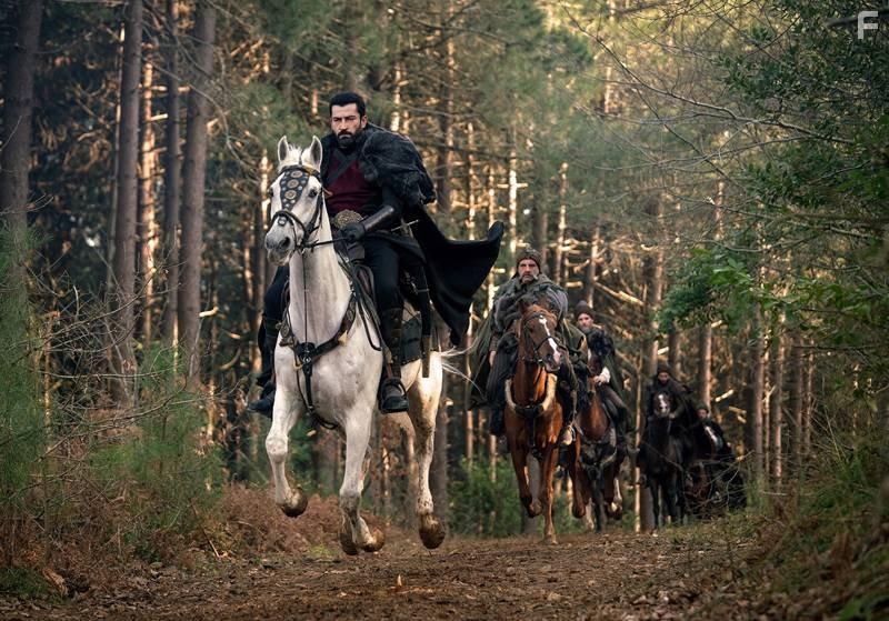 Kenan Imirzalioglu and Grkan Uygun in Fatih (2018)