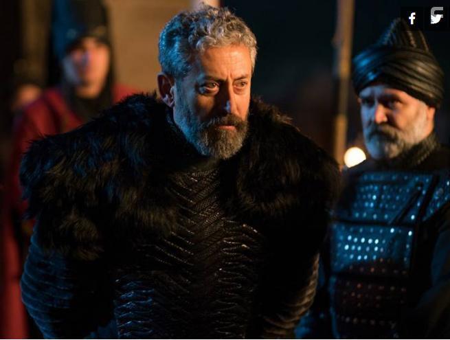 Taner Birsel and Burak Tamdogan in Fatih (2018)