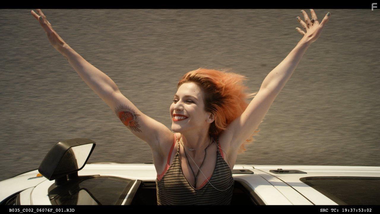 Isabella Ragonese in Il padre d'Italia (2017)