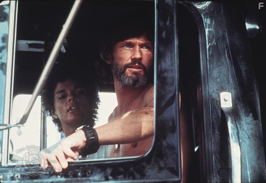Kris Kristofferson and Ali MacGraw in Конвой (1978)
