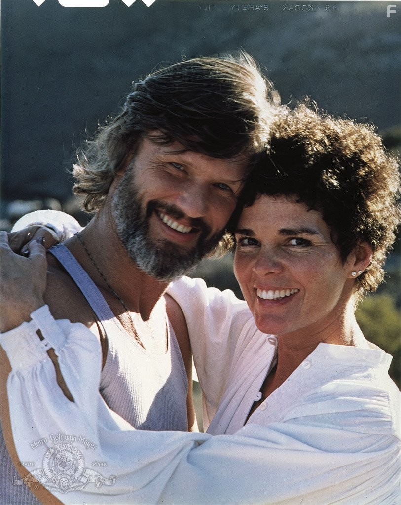 Kris Kristofferson and Ali MacGraw in Конвой (1978)