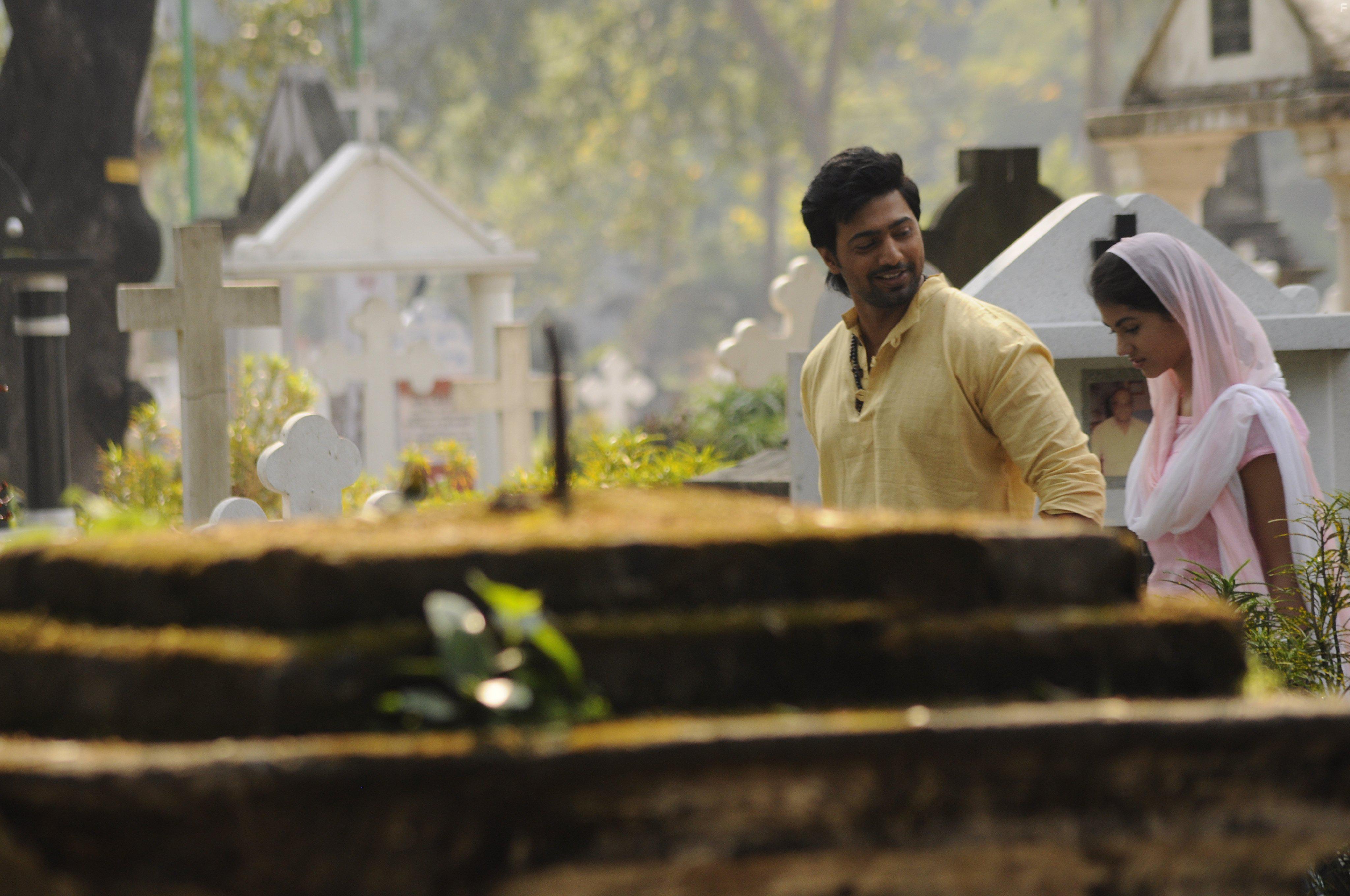 Dev and Rittika Sen in Arshinagar (2015)