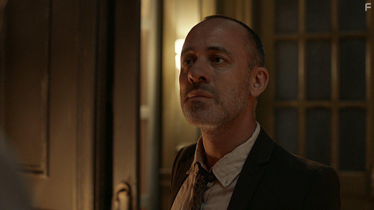 Javier Gutirrez in Estoy vivo (2017)