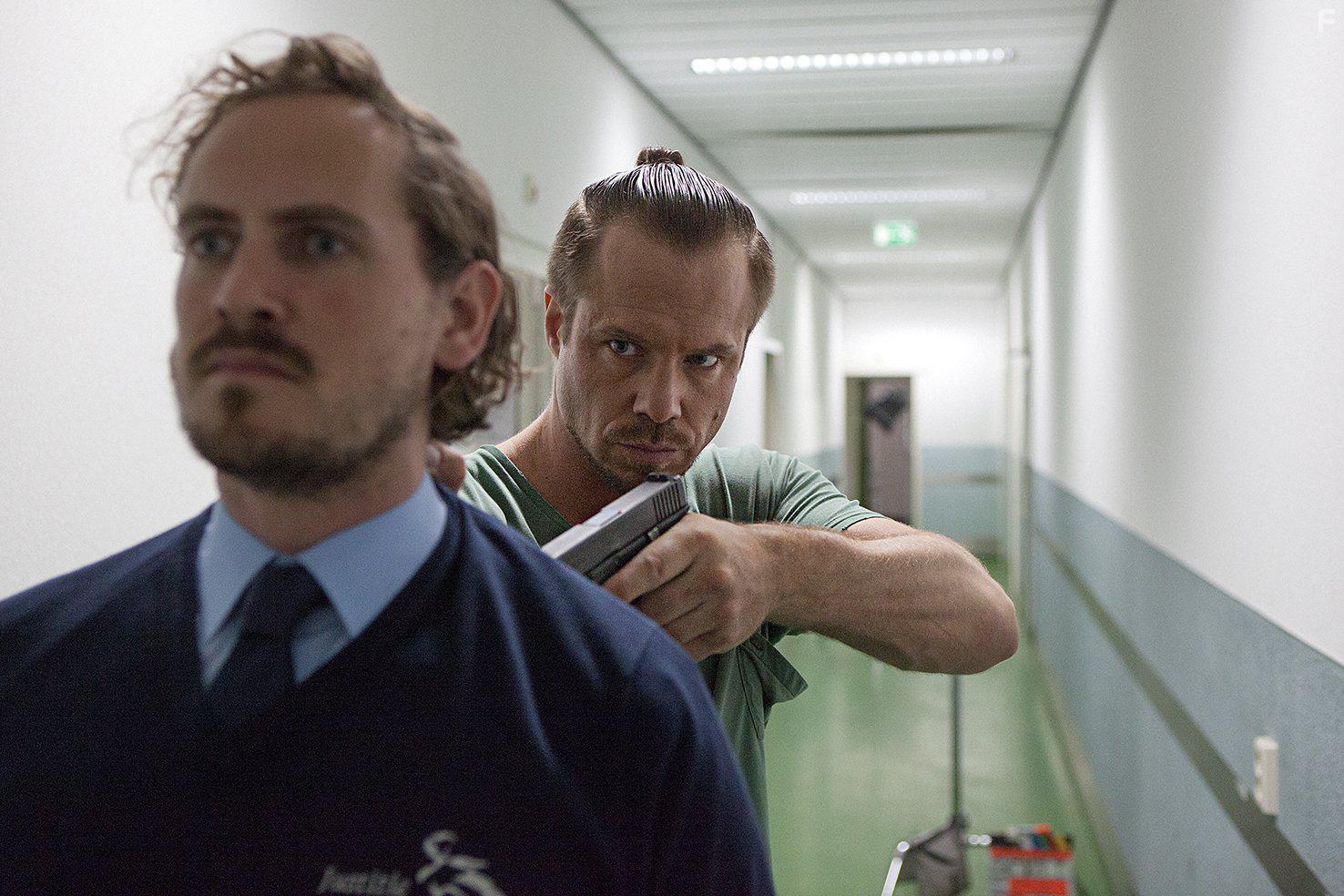 Thijs Rmer in Nieuwe buren (2014)