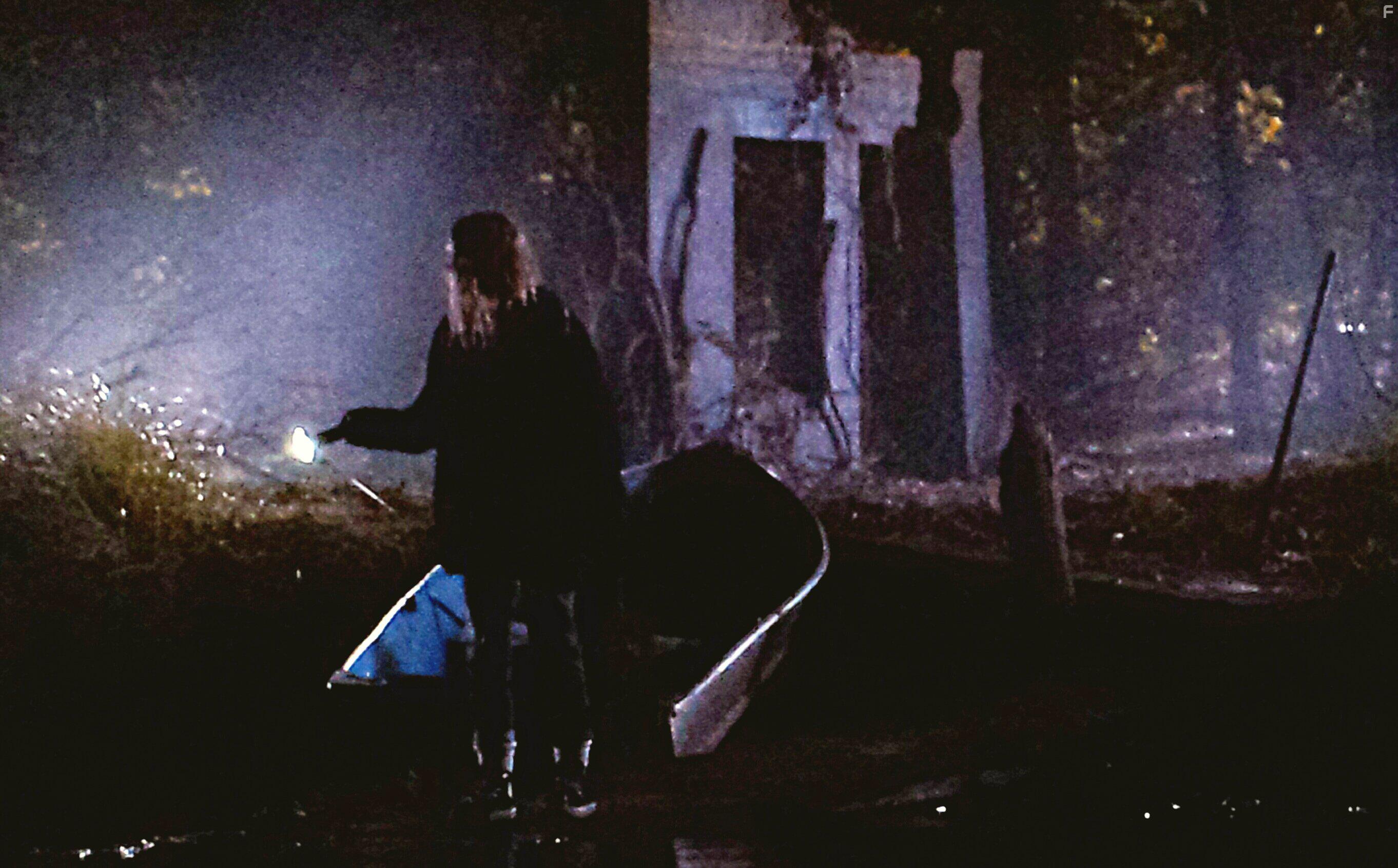 Sophie Nlisse in Wait Till Helen Comes (2016)