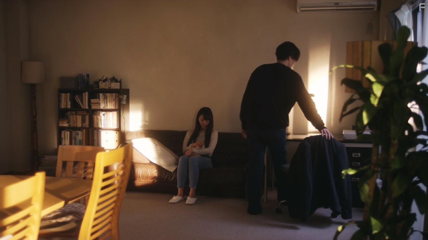 Rena Matsui and Yjir Noda in 1,000,000 yen no Onnatachi (2017)