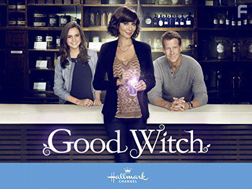 Catherine Bell, James Denton, and Bailee Madison in Good Witch (2015)