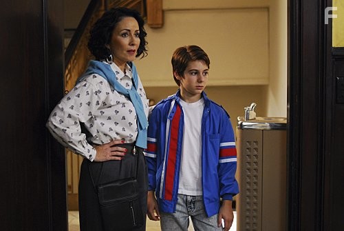 Patricia Heaton and Dominic Scott Kay in Перед классом (2008)