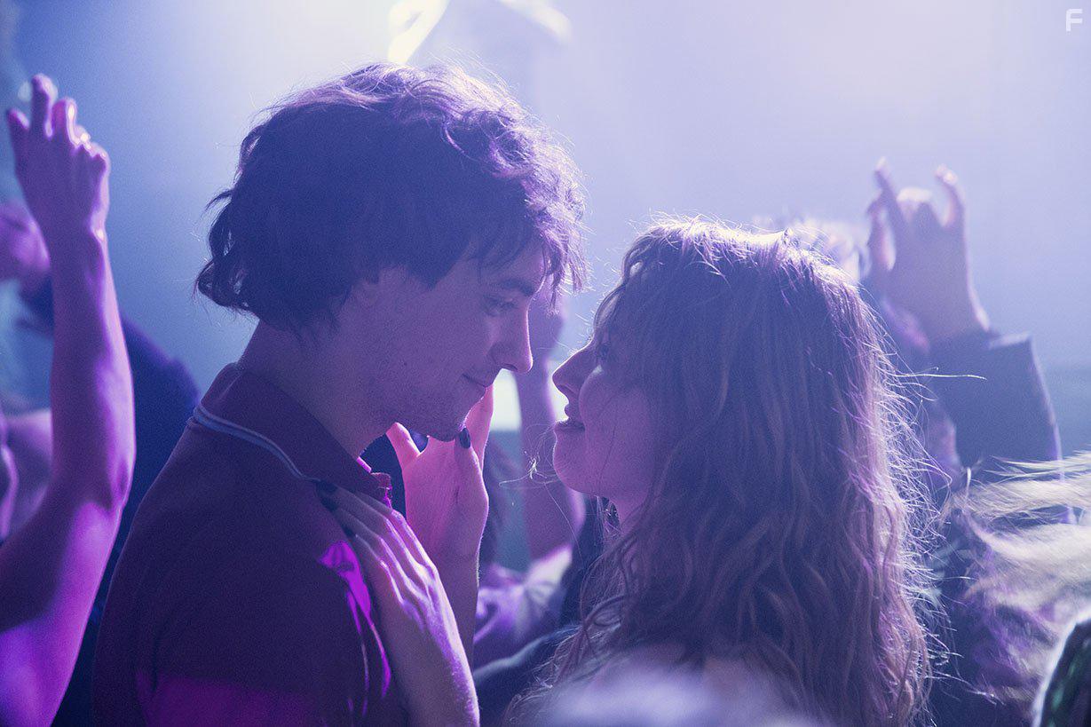 Josh Whitehouse and Freya Mavor in Modern Life Is Rubbish (2017)