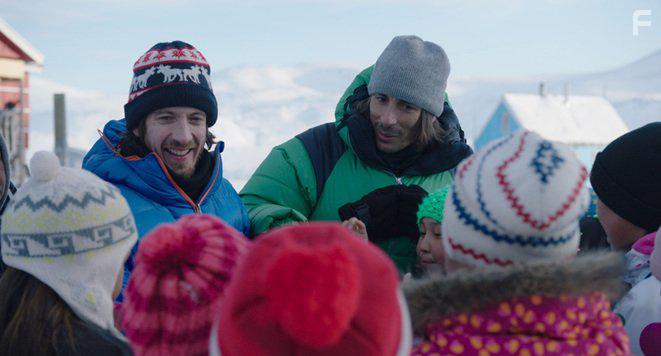 Thomas Blanchard and Thomas Scimeca in Le voyage au Groenland (2016)