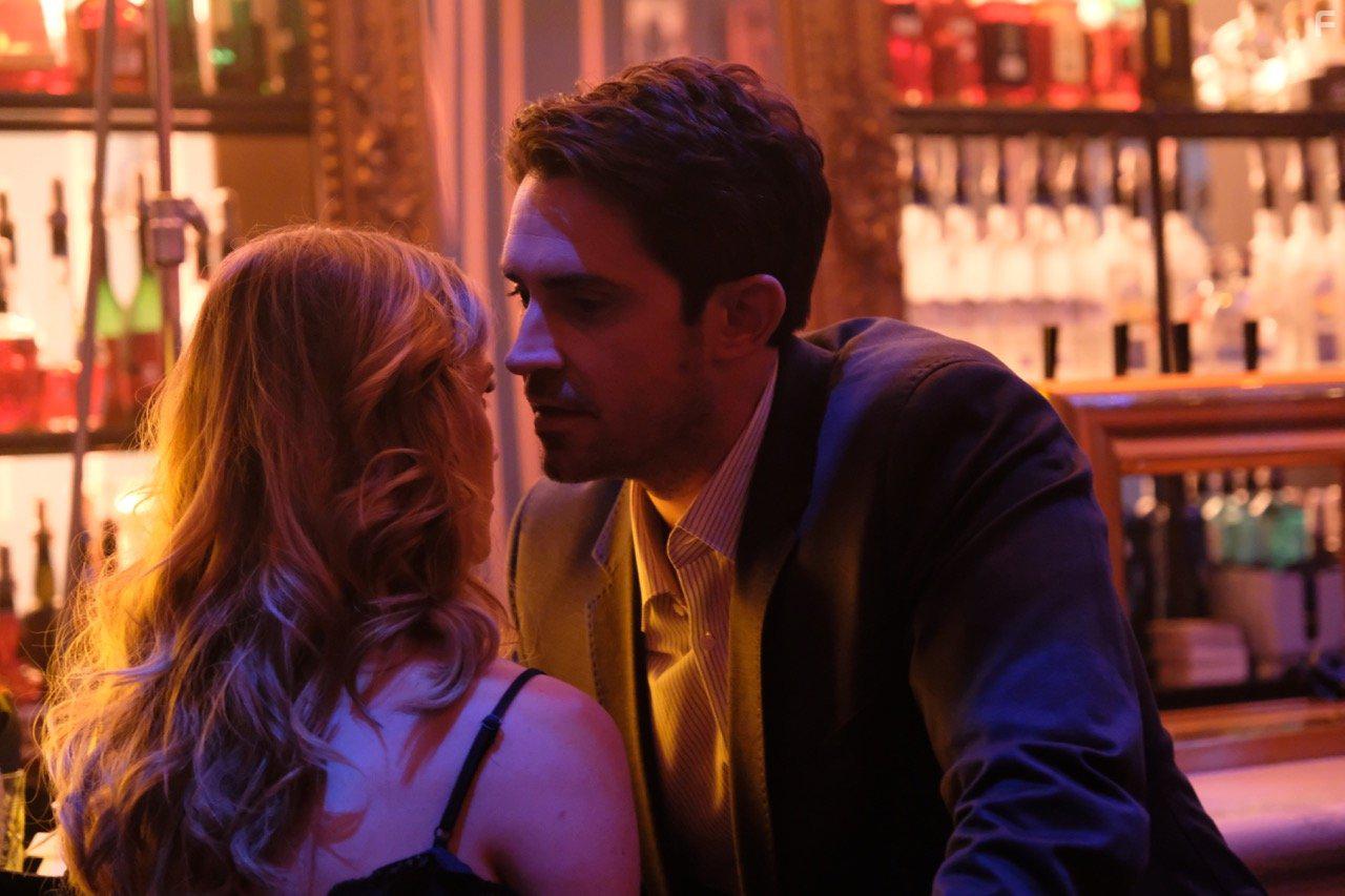 Richard de Klerk and Christa B. Allen in The Queen of Sin (2018)