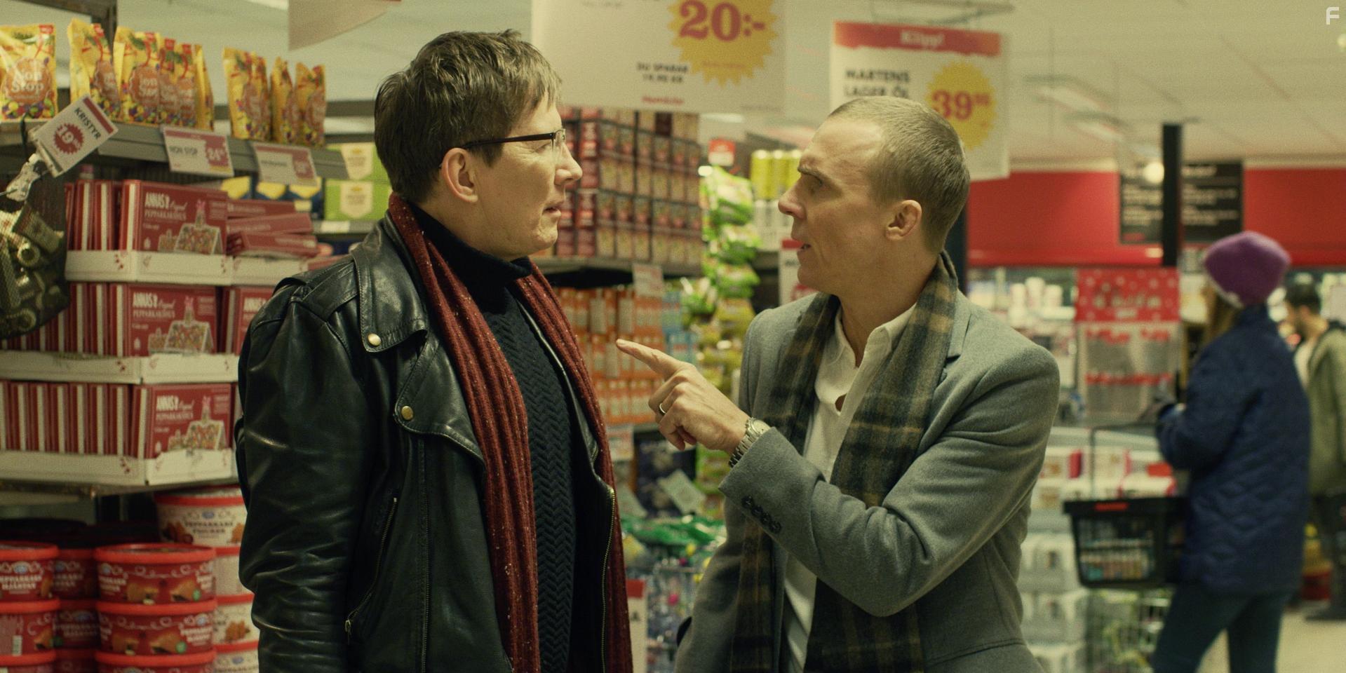 Thomas Bo Larsen and Simon Norrthon in Veni Vidi Vici (2017)