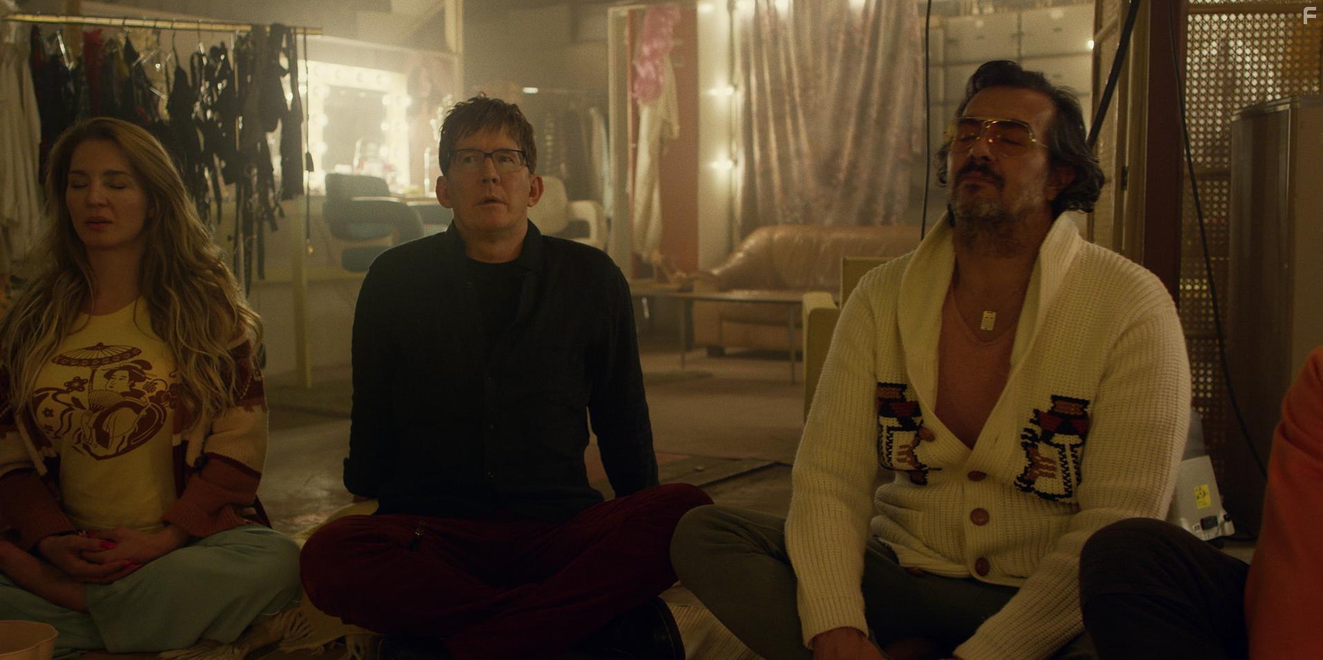 Rafael Edholm, Thomas Bo Larsen, and Mariah Kanninen in Veni Vidi Vici (2017)