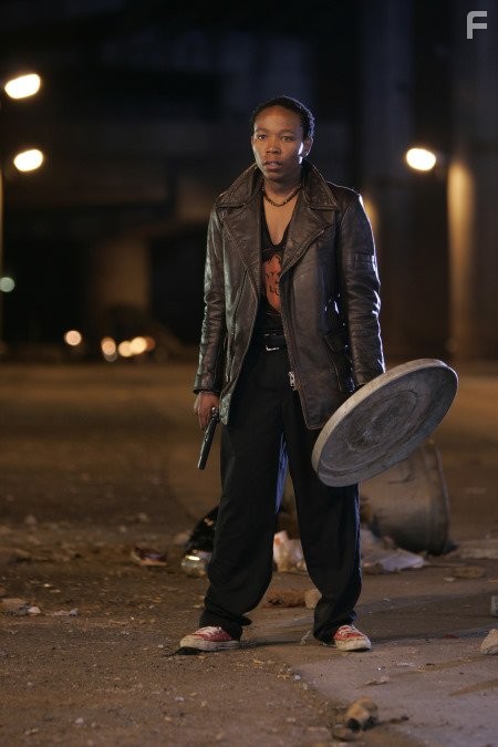 Presley Chweneyagae in Цоци (2005)