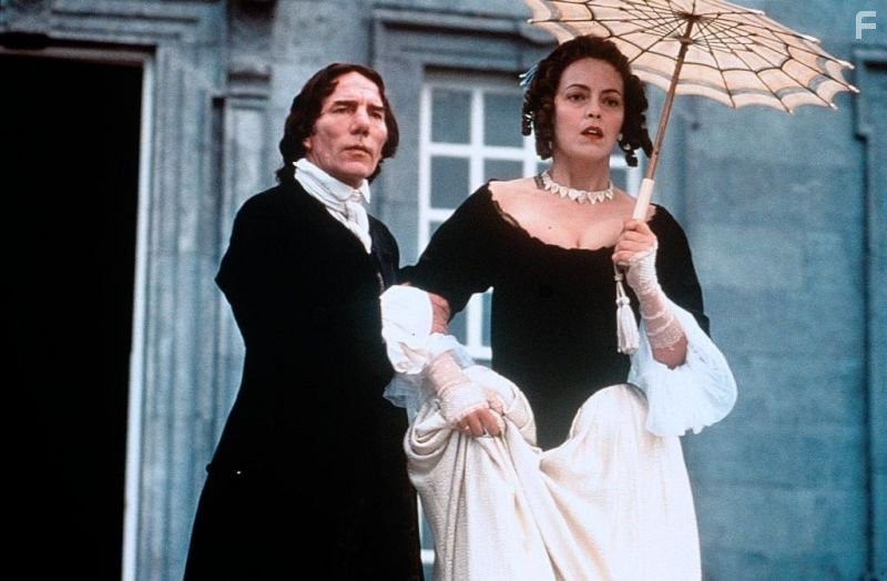 Pete Postlethwaite and Greta Scacchi in The Serpent's Kiss (1997)