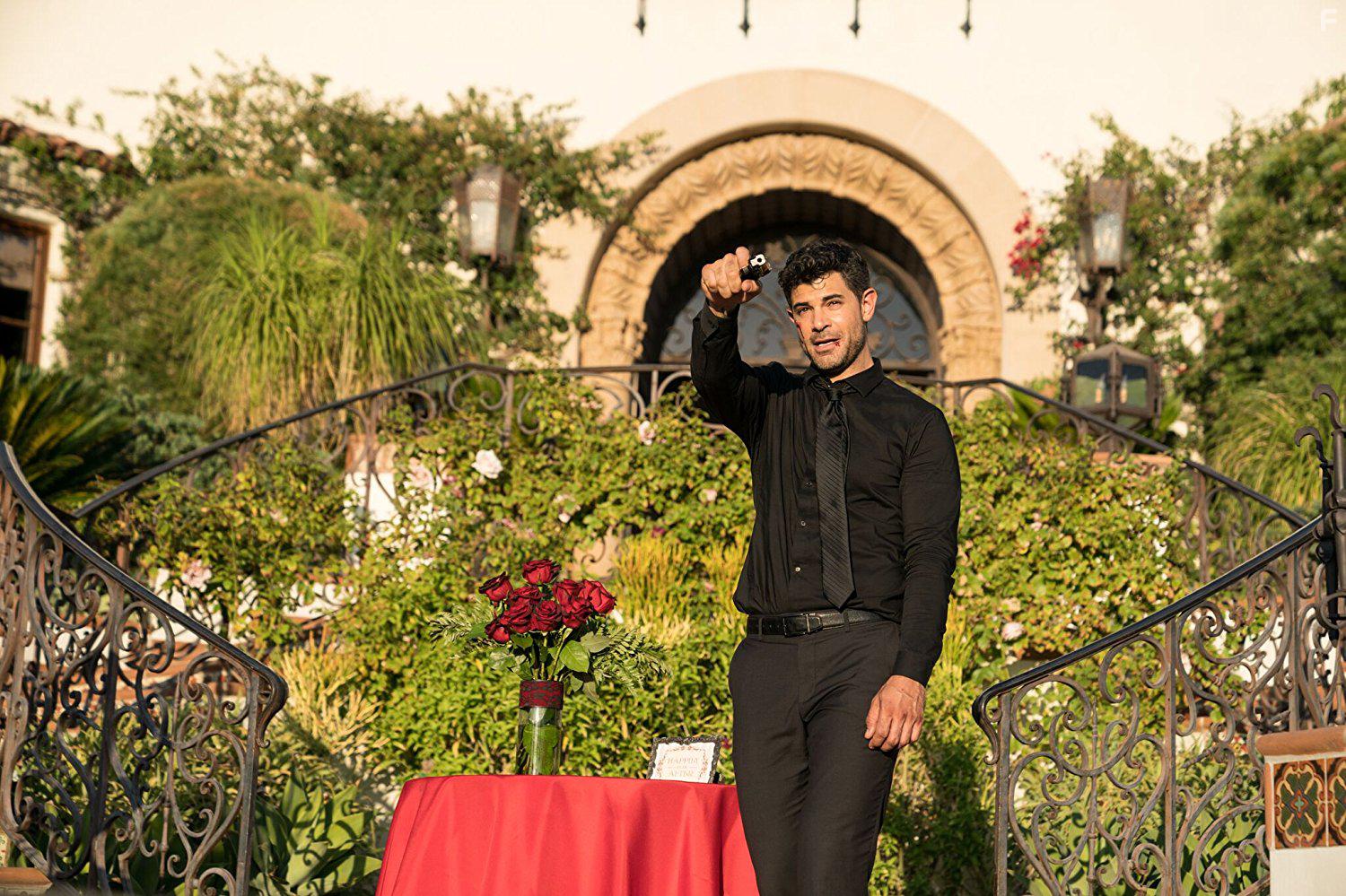 Он любил их всех #1