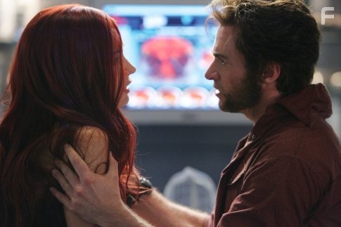 Famke Janssen and Hugh Jackman in Люди Икс: Последняя битва (2006)