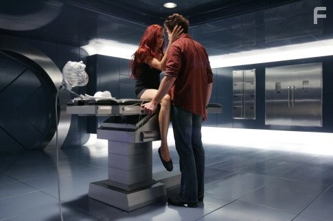 Famke Janssen and Hugh Jackman in Люди Икс: Последняя битва (2006)