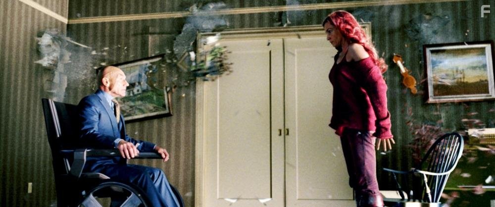 Famke Janssen and Patrick Stewart in Люди Икс: Последняя битва (2006)
