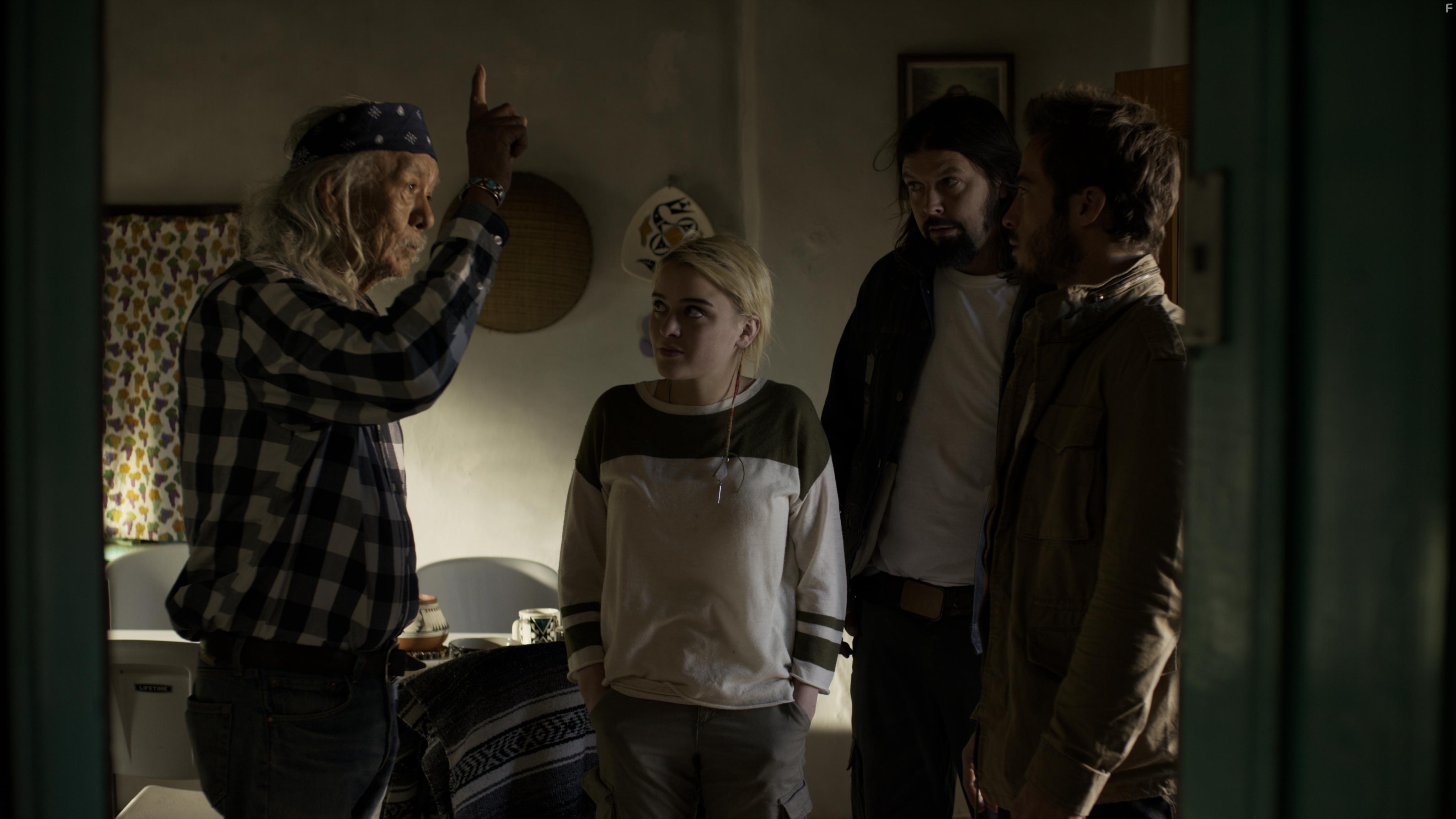 Claude Duhamel, Ryan Carnes, Jordan Hinson, and Milton Chee in Beyond The Sky (2018)