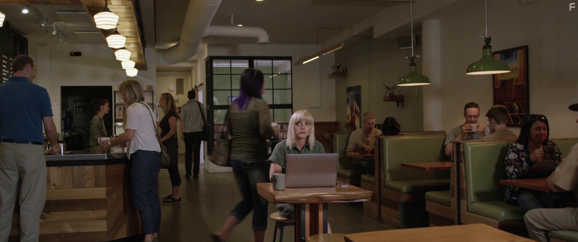 Christina Ricci in Distorted (2018)