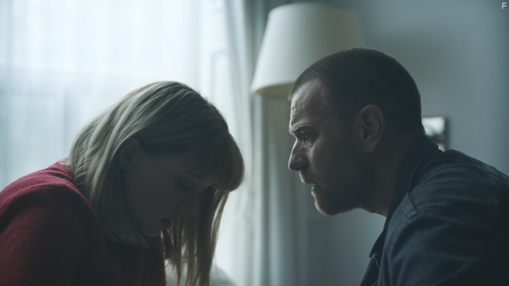 Ewan McGregor and La Seydoux in Zoe (2018)