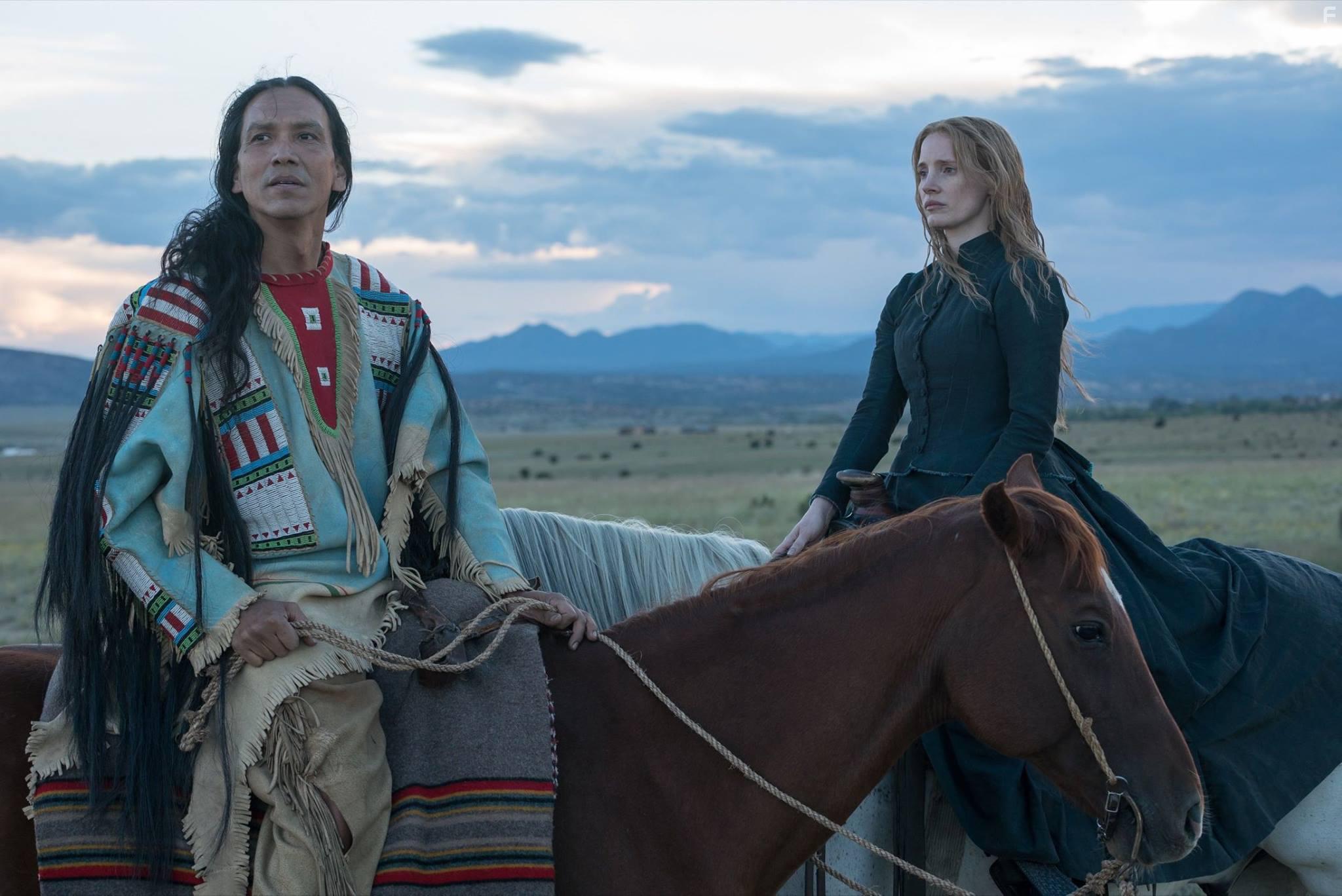 Michael Greyeyes and Jessica Chastain in Woman Walks Ahead (2017)