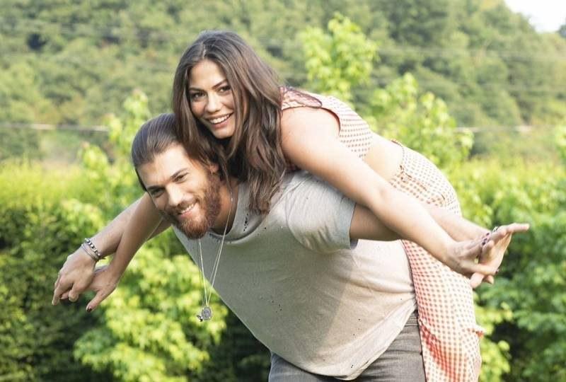 Demet zdemir and Can Yaman in Erkenci Kus (2018)