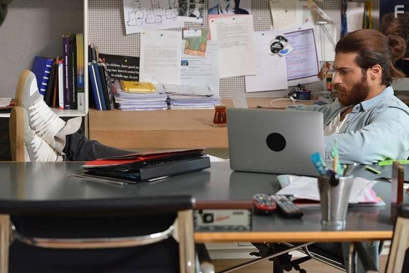 Can Yaman in Erkenci Kus (2018)