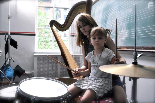 Lulu Wilson with Joslyn Jensen