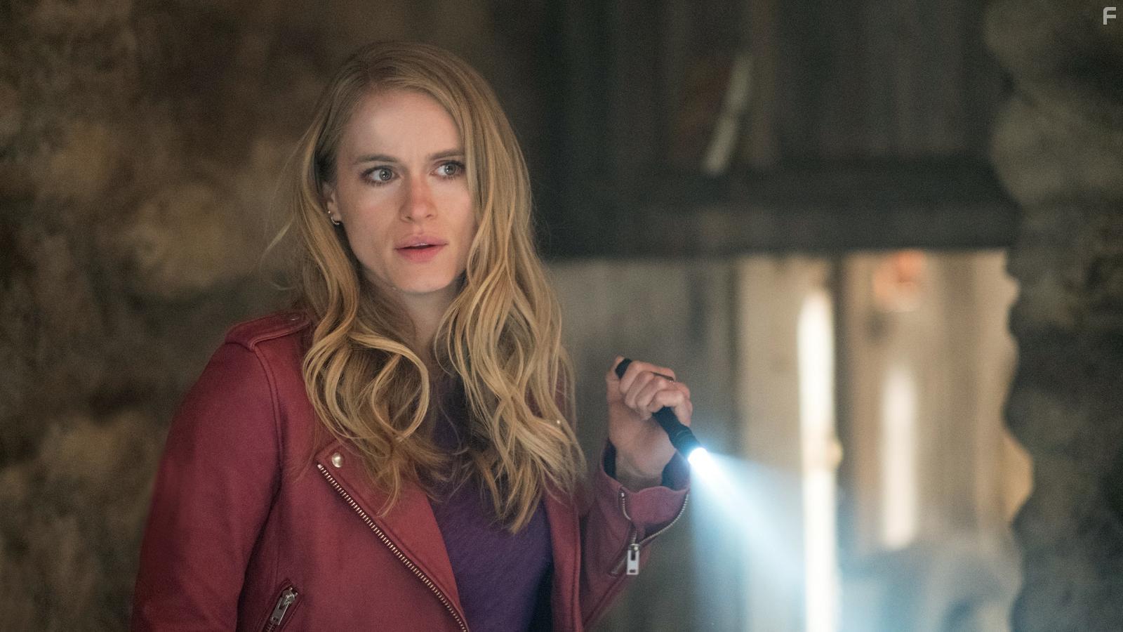 Leven Rambin in Gone (2017)