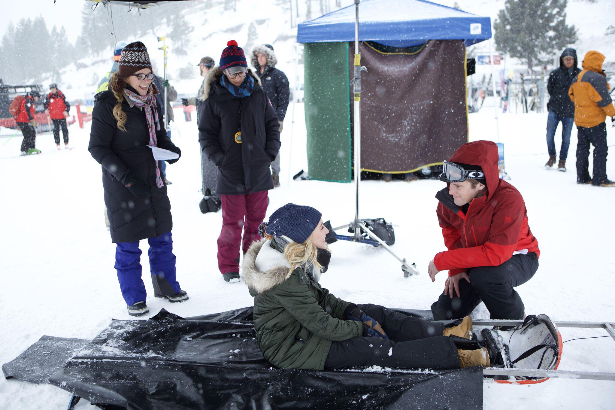 Lea Thompson, Zach Roerig, and Madelyn Deutch in The Year of Spectacular Men (2017)