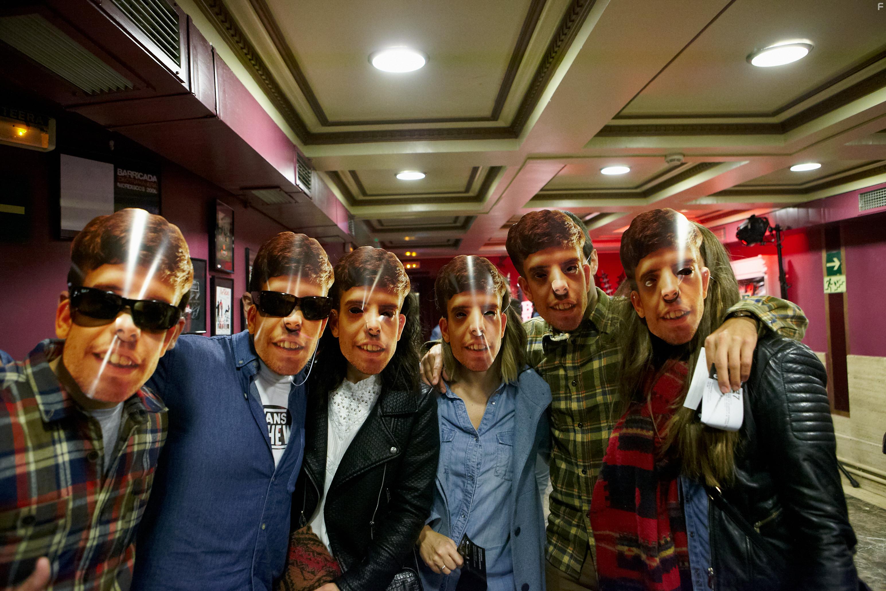 La noche del virgen (2016)