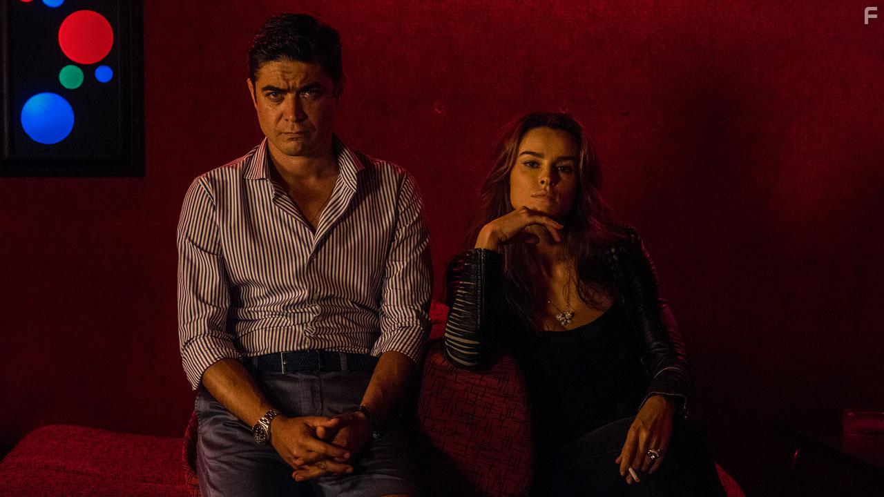 Kasia Smutniak and Riccardo Scamarcio in Loro 1 (2018)